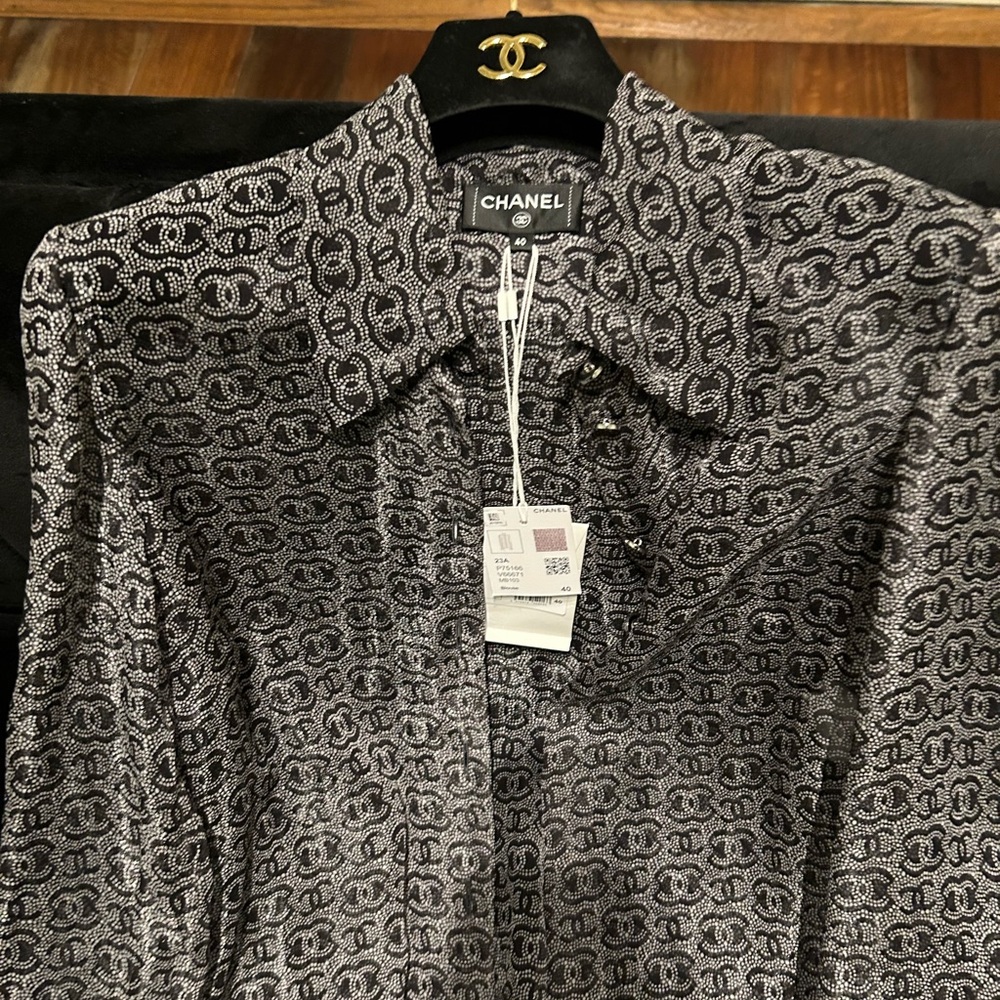 CRAYZY CC CHANEL Blouse size 40!!!!!